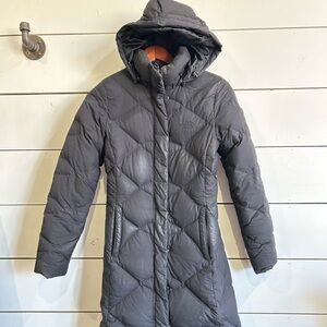 North Face Puffer Jacket. Black size X-Small